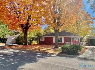 1301 Greendale Ave, Findlay, OH 45840