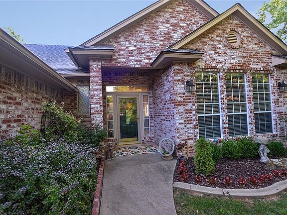 4th image of 2700 Ashe Brooke Pl