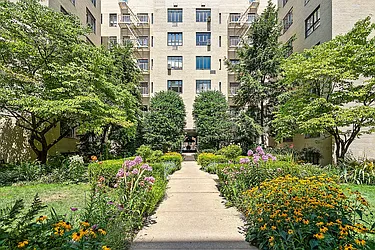 Rented by Cooper & Cooper Real Estate