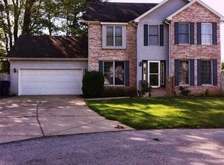 1552 Hulman Waye Ct, Terre Haute, IN 47803