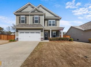 384 Eagles Bluff Way, Hoschton, GA 30548