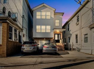 128 3rd St, Elizabeth, NJ 07206