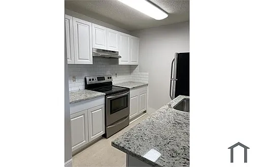 1425 Meadows Cir W #1425 Photo 1