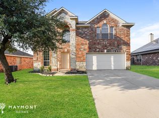 237 Hilltop Dr, Justin, TX 76247