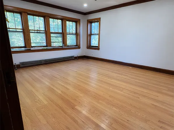 5445 W Melrose St Unit 1, Chicago, IL 60641