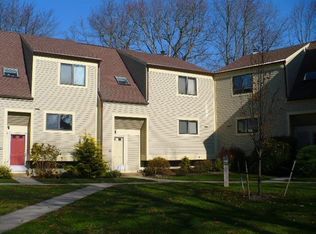 242 Hidden Cove Rd, Old Saybrook, CT 06475