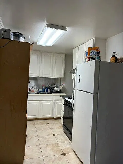 1 bed, $1,000 — Photo 3