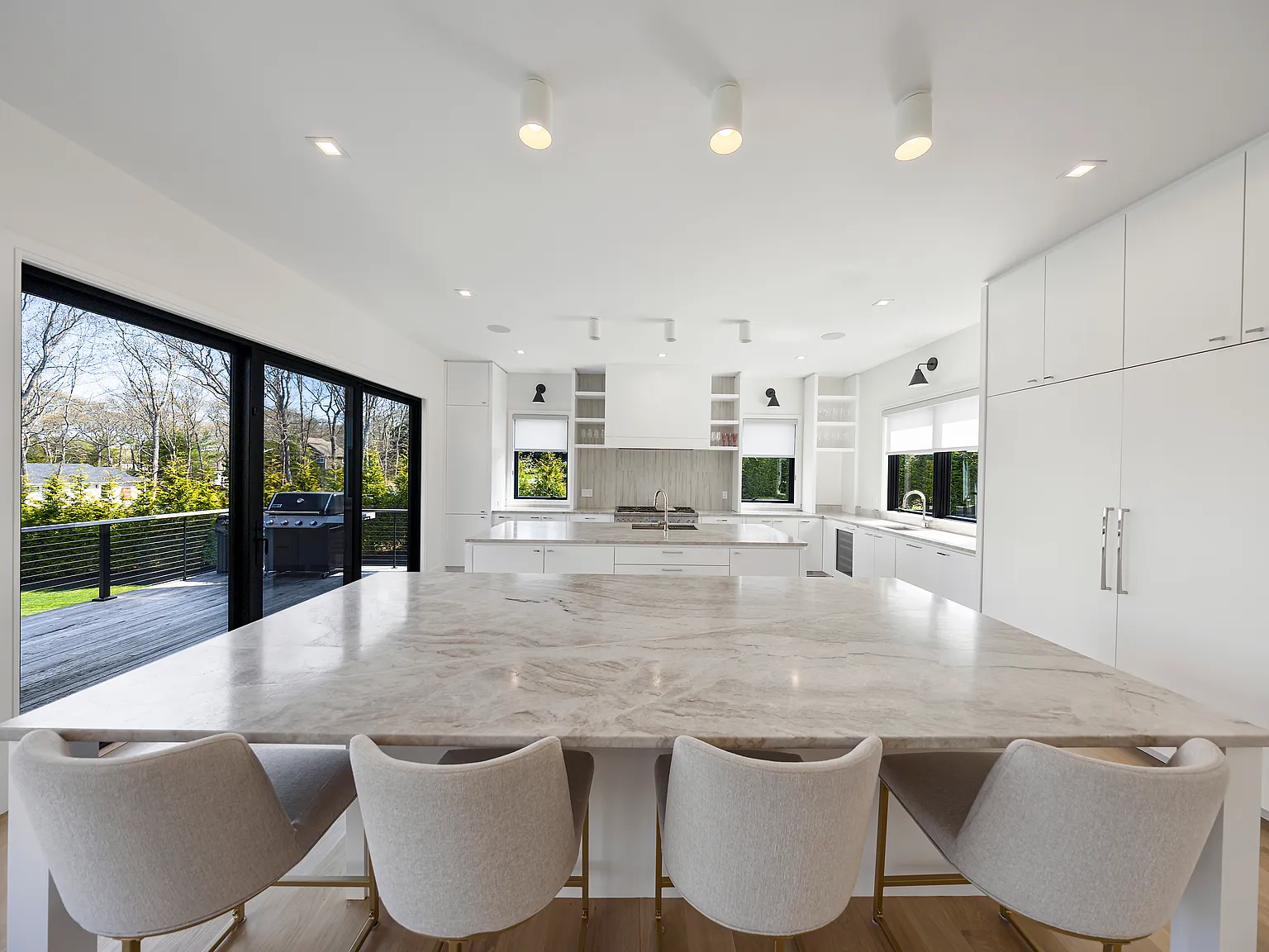 130 Highview Drive- A Masterpiece of Modern Luxury — Photo 3