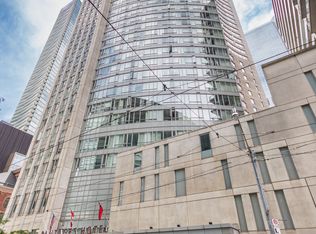 210 Victoria St #4407, Toronto, ON M5B 2R3