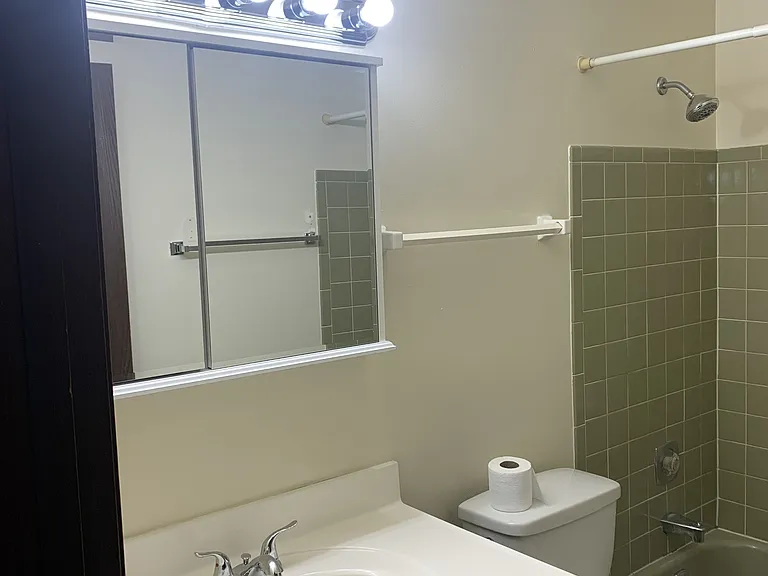 3240 Packer Dr #201 — Photo 8