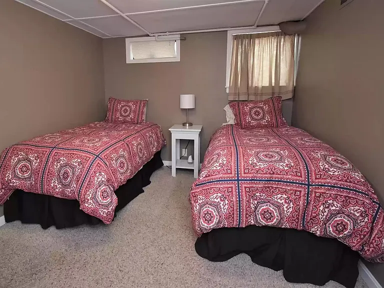 2621 E Edwards Row — Photo 14