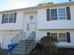 92 New Hampshire St UNIT 92, Cranston, RI 02920