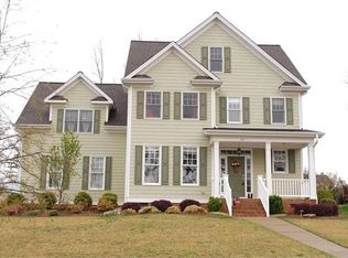 212 Avent Meadows Ln, Holly Springs, NC 27540