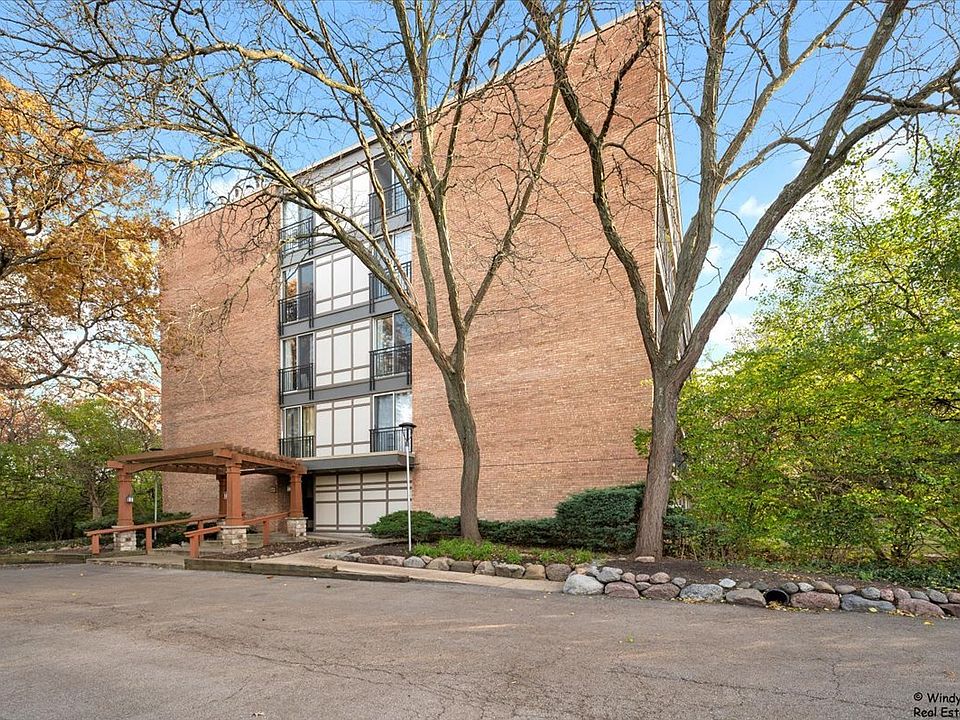 1st image of 5820 Oakwood Dr Unit 3A