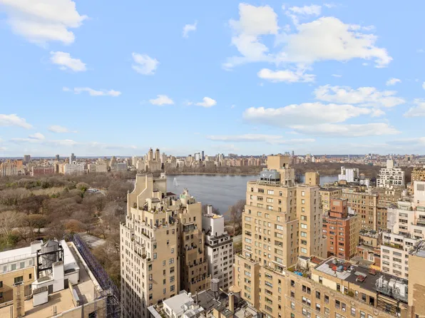 30 East 85th Street image 3 of 23