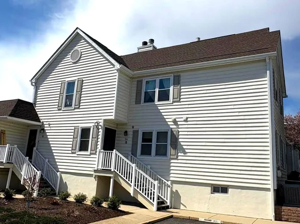 910 Society Hill Blvd, Cherry Hill, NJ 08003