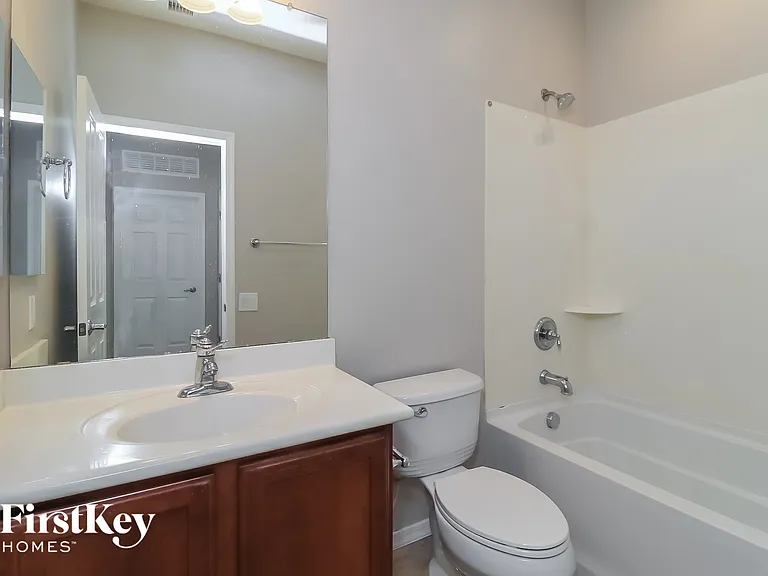 11144 E Sutter Ave — Photo 14