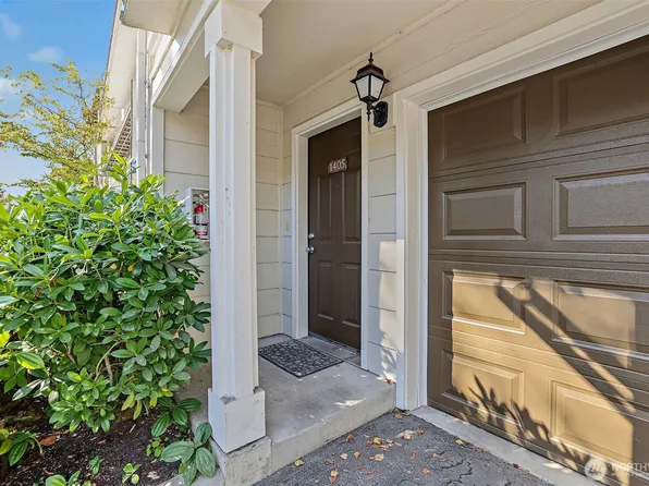 3116 164th Street SW #1405, Lynnwood, WA 98087