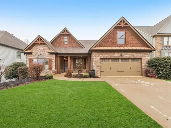 440 Crimson Dr, Dallas, GA 30132