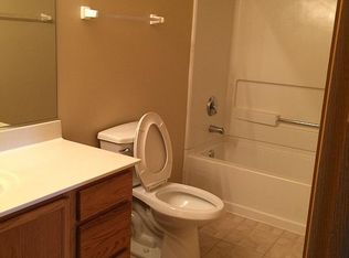 1457 McClure Rd, Aurora, IL 60505