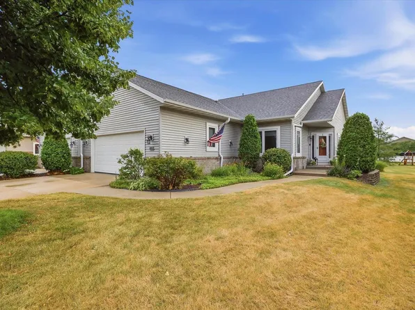 N7791 Maple Ridge ROAD N N, Oconomowoc, WI 53066