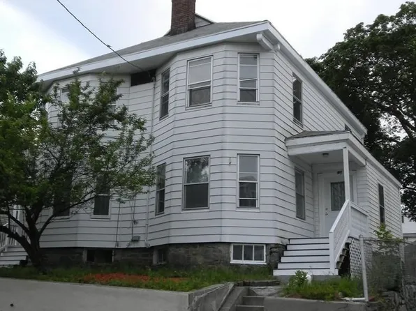 77 Dalby St, Newton, MA 02458