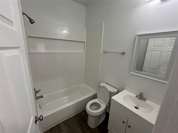 5th image of 316 1st St