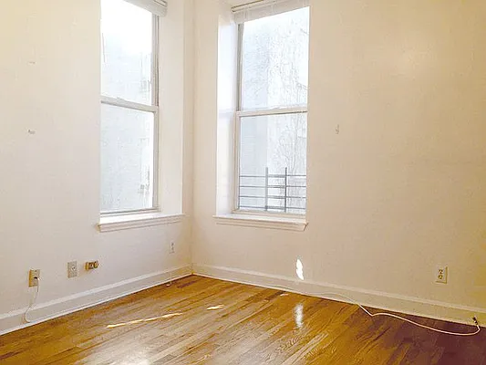 Rented by AJ Clarke | media 12