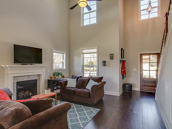 3rd image of 2025 Callaway Park Pl