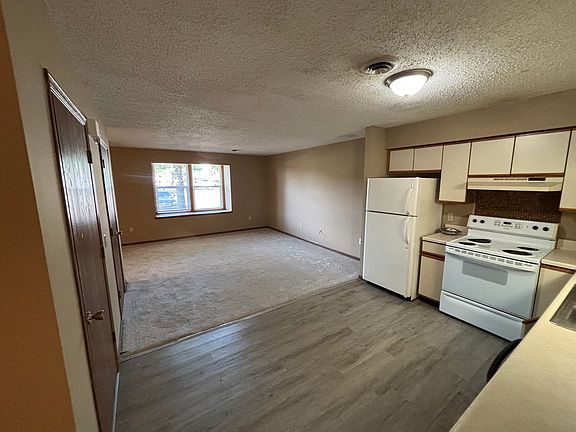 5th image of 2542 Candle Crest Cir