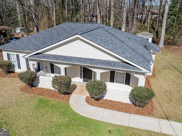 505 Phillips Dr, Palmetto, GA 30268