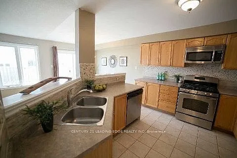 3 bed, $3,750 — Photo 4