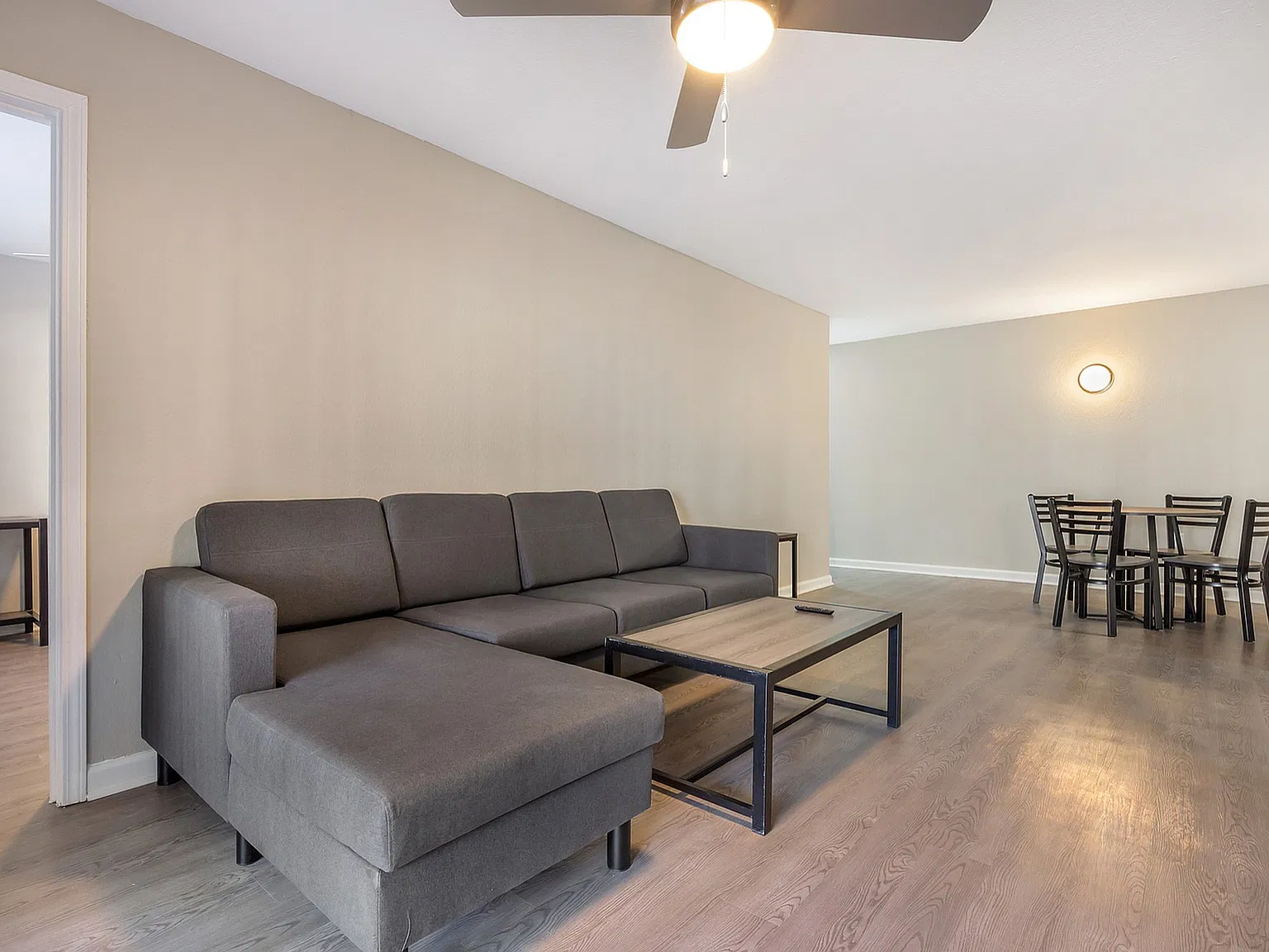 Village Green Student Housing — Photo 4