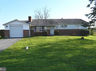 851 Fisher Rd, Mechanicsburg, PA 17055