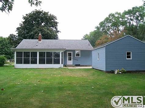 2nd image of 112 W Southfield Dr