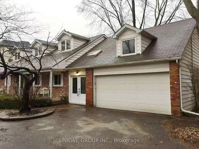 31 Birch Hill Ln — Photo 1