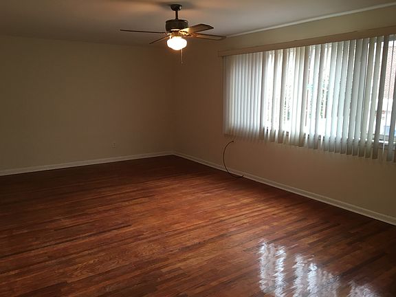 5th image of 604 Artwood Dr