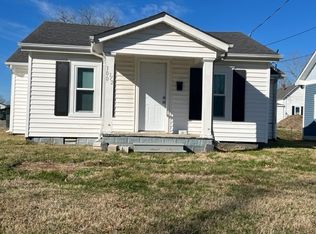 1001/2 Lovell Ave, Dickson, TN 37055