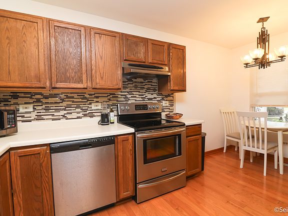 4th image of 421 Johnson St Unit 421
