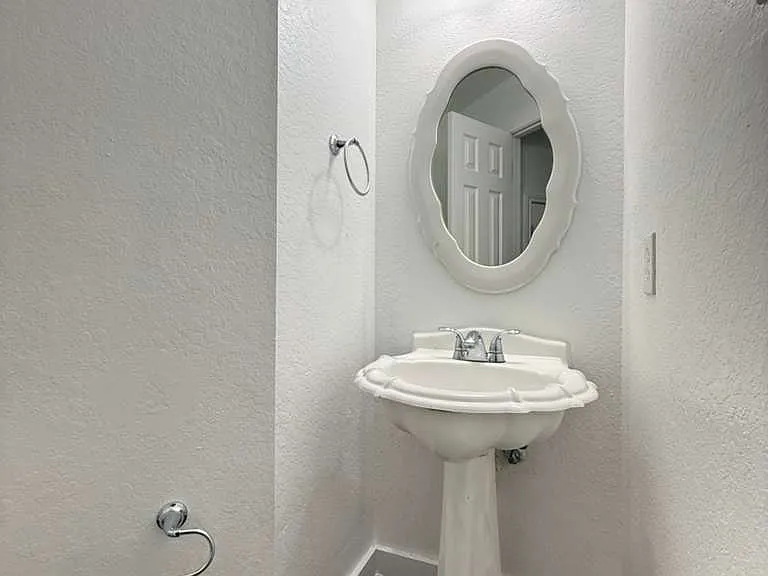 6414 Kensinger Pass — Photo 16