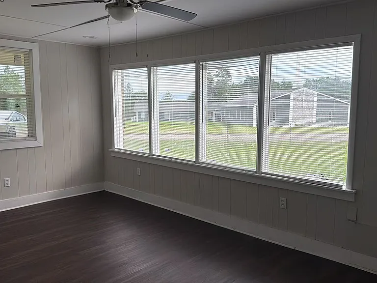 2401 Boykin Rd — Photo 6