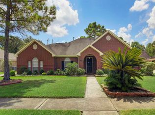 3307 Windcrest Ct, Pearland, TX 77581