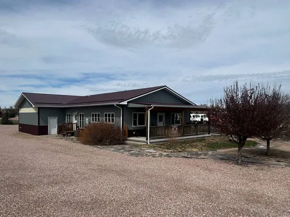 208 W Griffith Blvd, Lusk, WY 82225