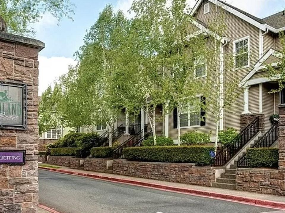 1st image of 22647 NE 5th Pl