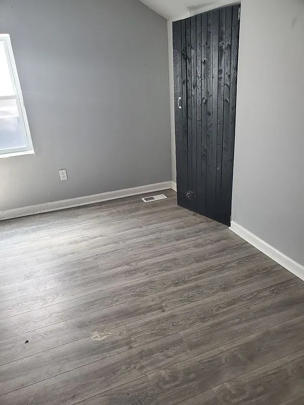 2 bed, 1.0 bath, 1000 sqft, $1,750 — Photo 3