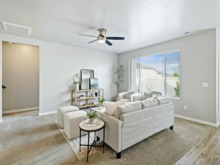 6036 N Hood Ave — Photo 4