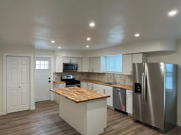 629 Penn St, Pittsburgh, PA 15227
