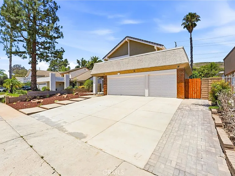 845 Woodcrest Ave — Photo 28