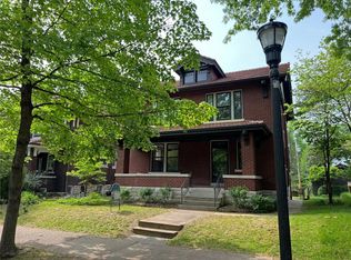 6818 Kingsbury Blvd, Saint Louis, MO