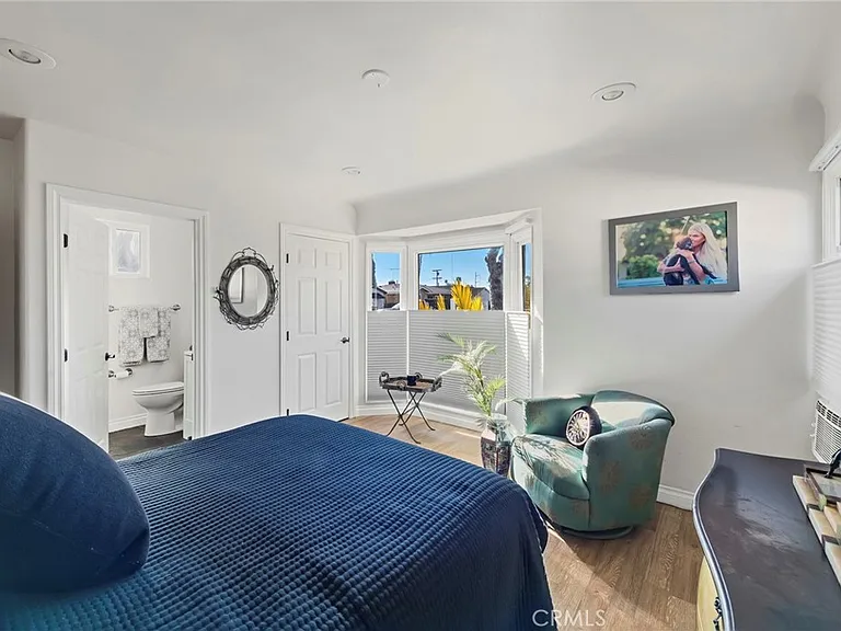 5231 Glasgow Way — Photo 16